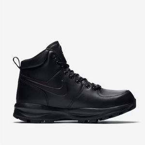 NIKE Manoa Hiking Boot